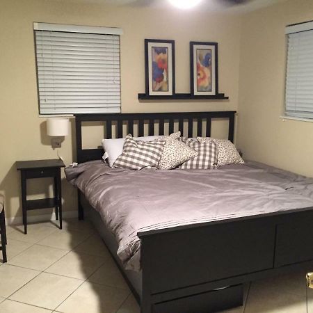 Modern 2/1 Apt Near Midtown And Beaches Miami Exterior foto