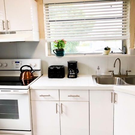 Modern 2/1 Apt Near Midtown And Beaches Miami Exterior foto