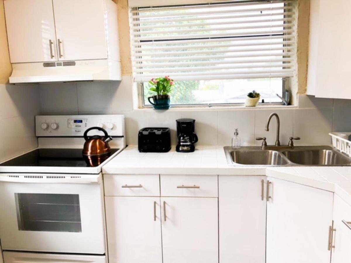 Modern 2/1 Apt Near Midtown And Beaches Miami Exterior foto